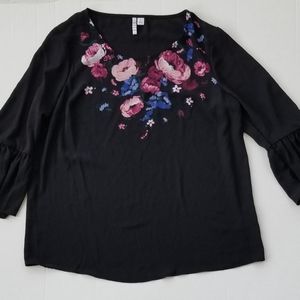 Elle Flare Cuff Black Floral Shirt | Size M